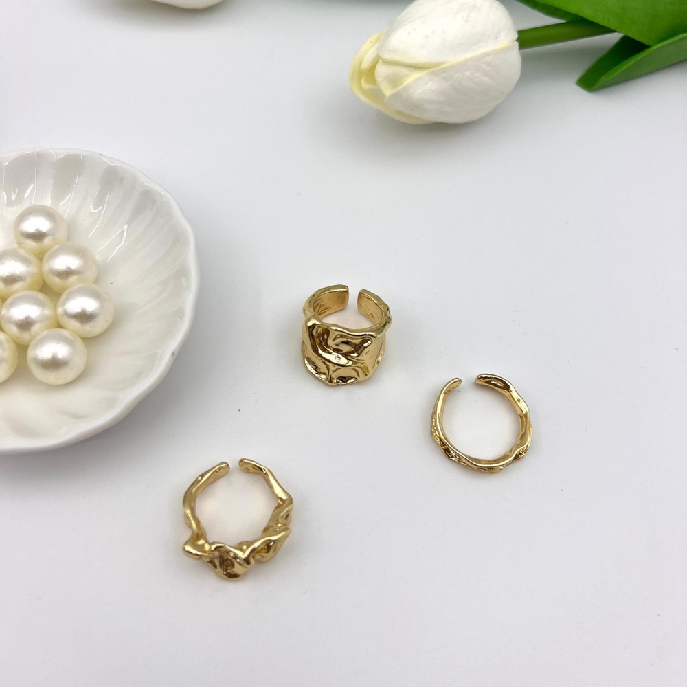 Elegant Gold Rings Set - Picture 2 of 5